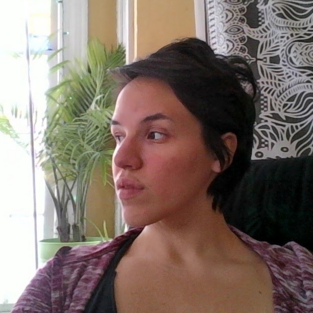 Meet your Posher, Alayna